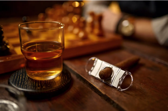 cigarandwine1