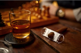 cigarandwine1.png