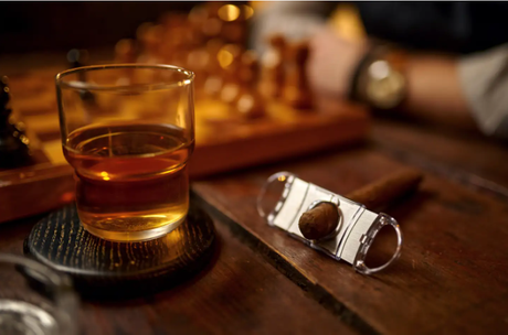 cigarandwine1.png