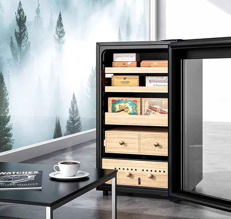 <div> </div> <div><strong><strong>Premium Spanish Cedar Interior</strong></strong></div> 